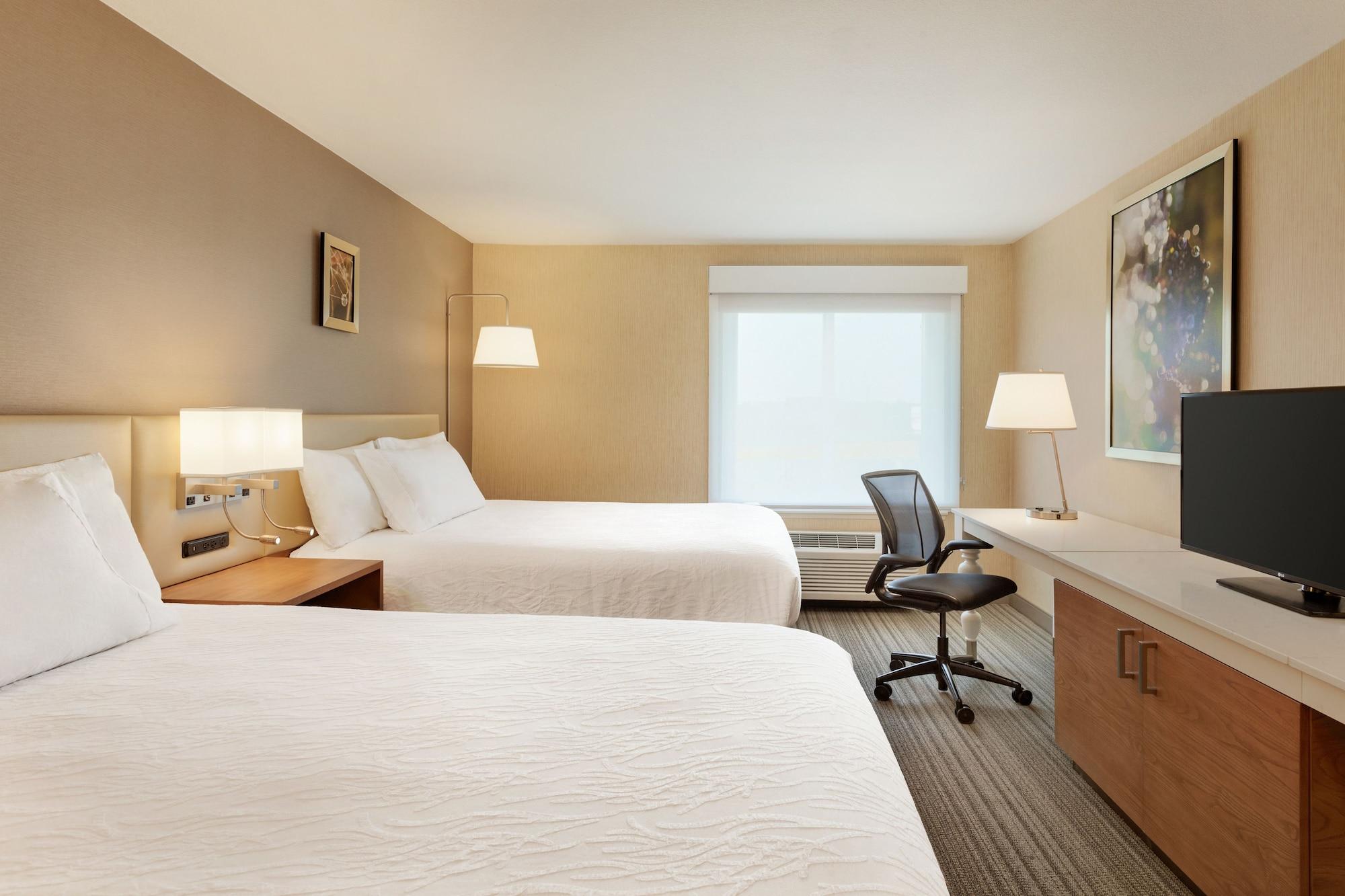 Hilton Garden Inn Roseville Extérieur photo