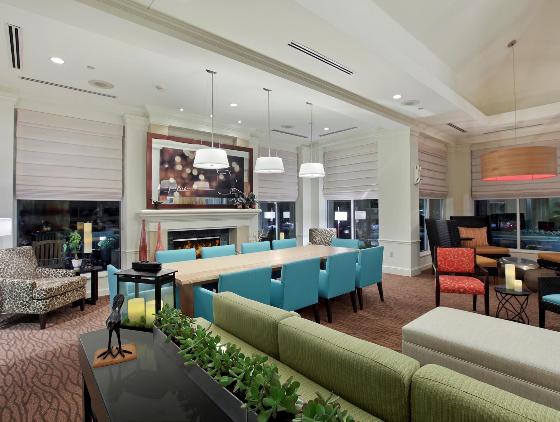 Hilton Garden Inn Roseville Extérieur photo