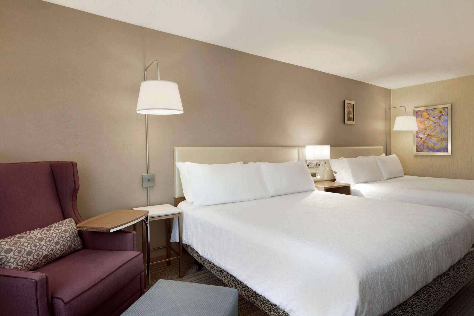 Hilton Garden Inn Roseville Extérieur photo