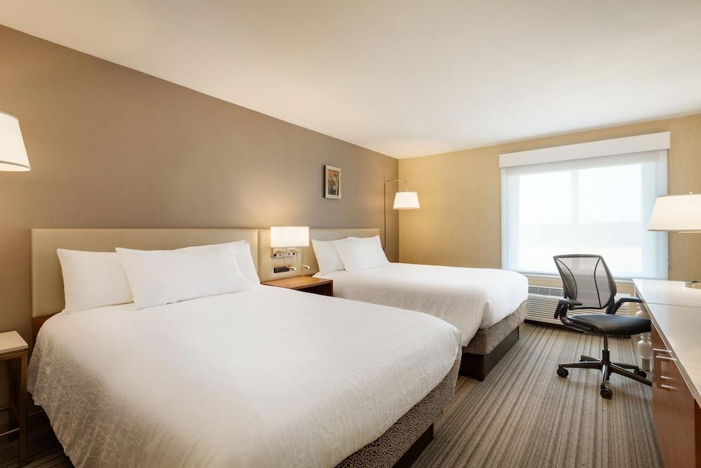Hilton Garden Inn Roseville Extérieur photo