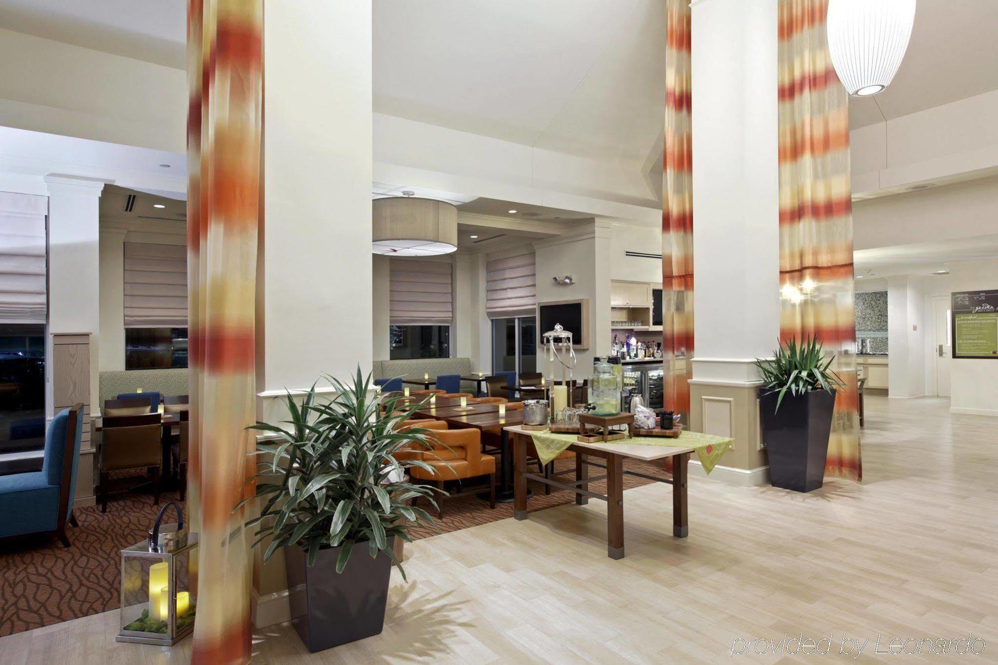 Hilton Garden Inn Roseville Extérieur photo
